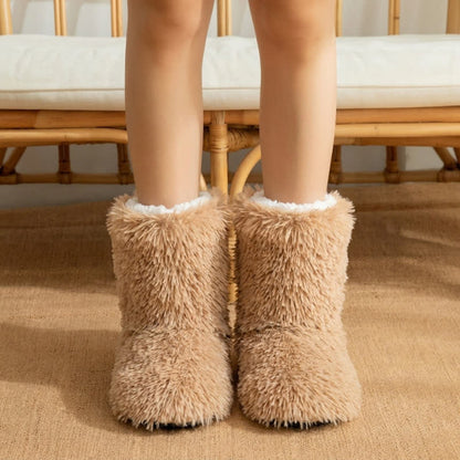 Lyra | Women's Fluffy Socks